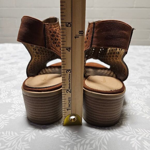 American Eagle Block Heel Slingback Open Toe Sandals Brown Size 9 - Picture 7 of 11